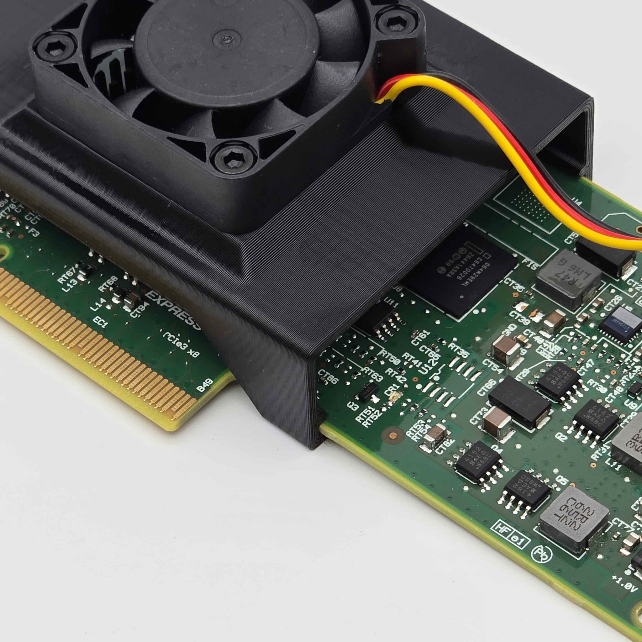 LSI 9207-8e SAS HBA 40mm Cooling Fan Included + Shroud Cooler