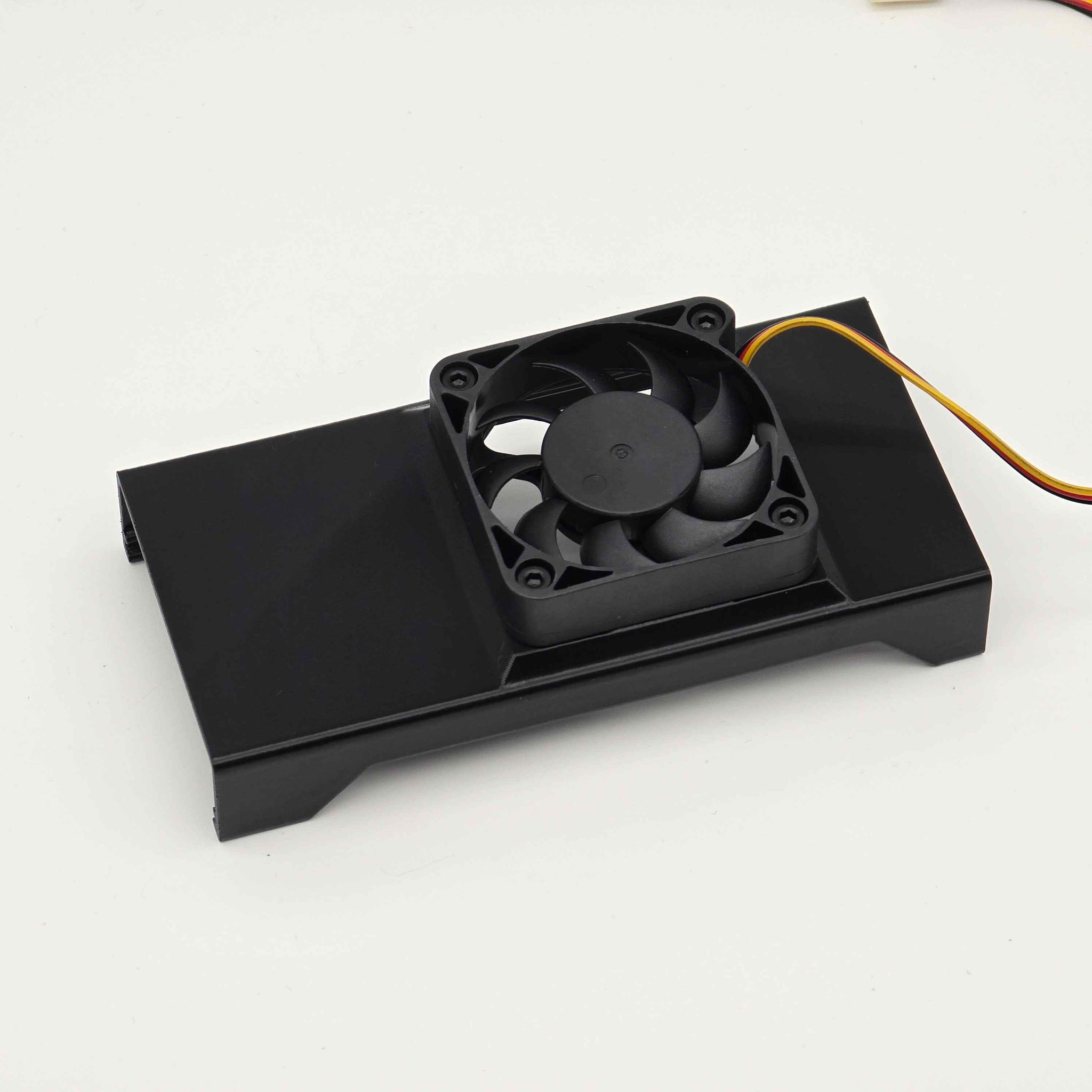 Broadcom LSI 9305-16e SAS HBA 50mm Cooling Fan Included + Shroud Cooler