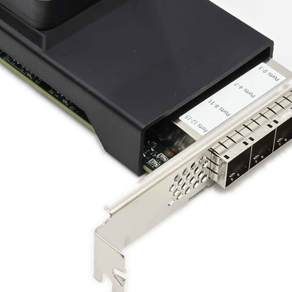 Broadcom LSI 9305-16e — product photo 8