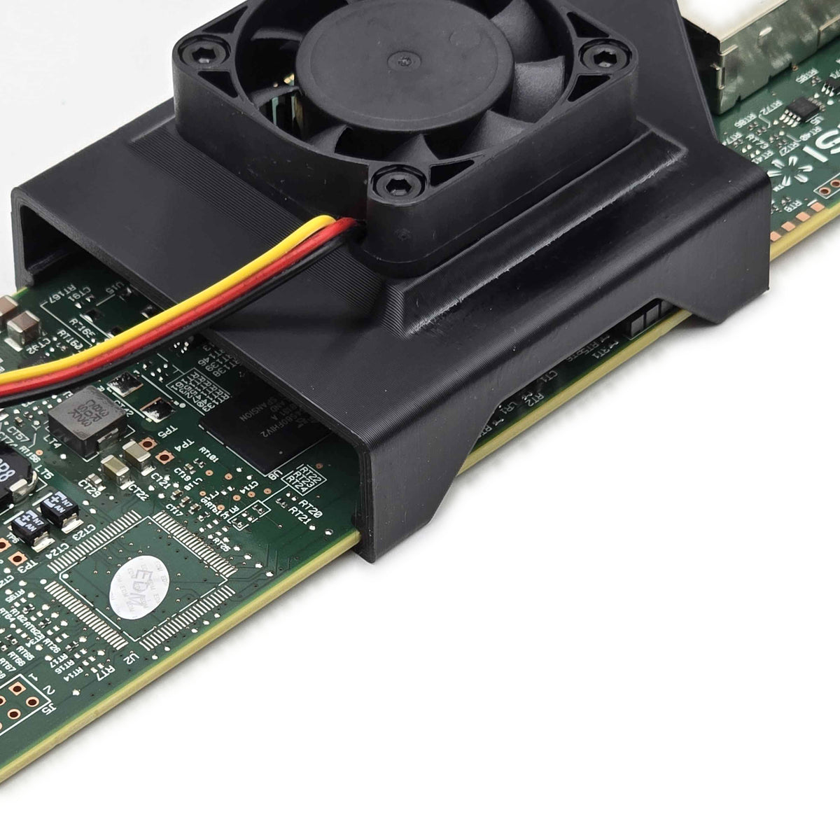 LSI 9300-8e — product photo 6